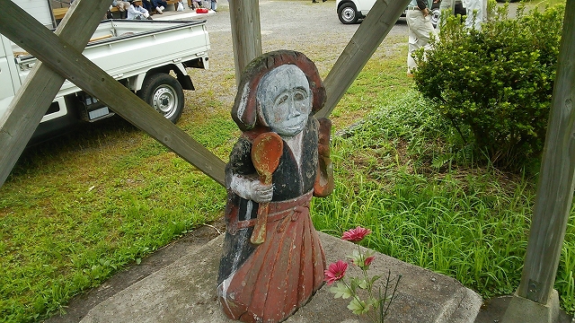 田の神さあも見守る中.jpg